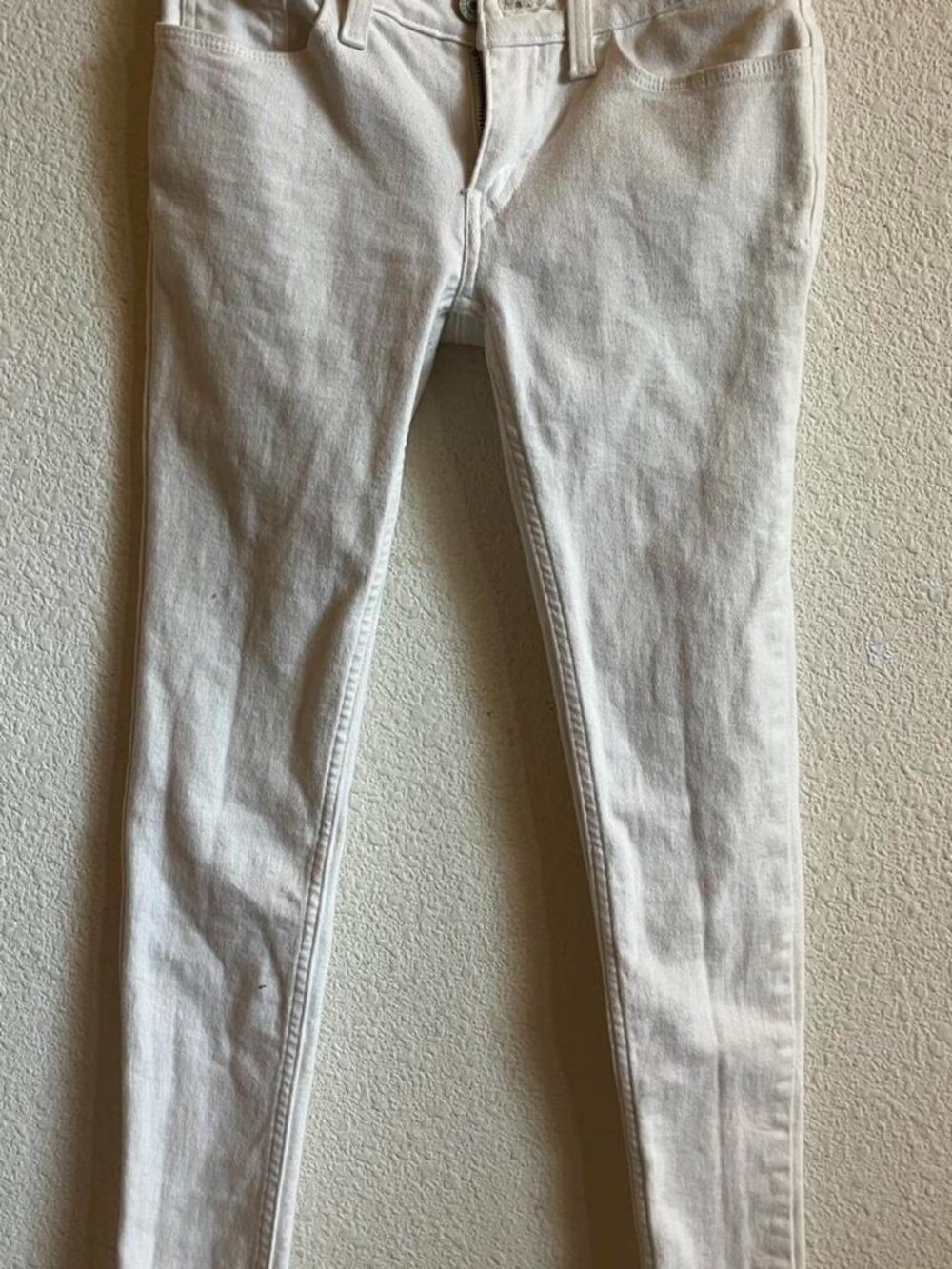 Levi's white super stretch skinny jeans